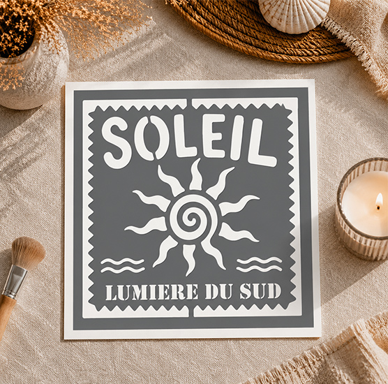 Pochoir Adhésif Soleil Lumière du Sud 20x20 cm – Déco DIY Méditerranéenne 