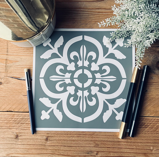 Pochoir adhésif carreau ciment 20x20 cm – motif faïence pour décoration carrelage, meuble