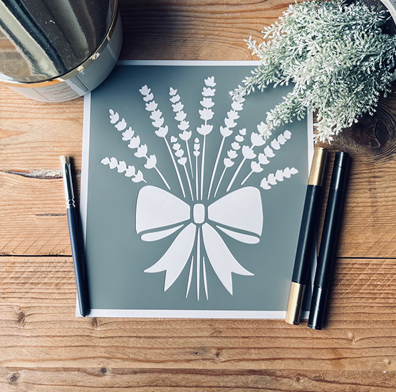 Pochoir Adhésif Style Nature en PVC, Motif Brins de Lavande & Nœud, 22 x 20 cm