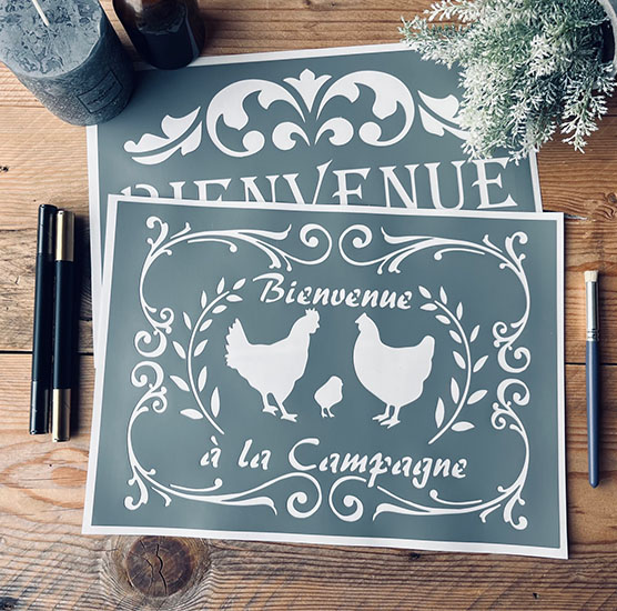 Lot de 2 Pochoirs Adhésifs Bienvenue Chez Nous Vintage 30x20 cm Décoration Entrée DIY Réutilisable