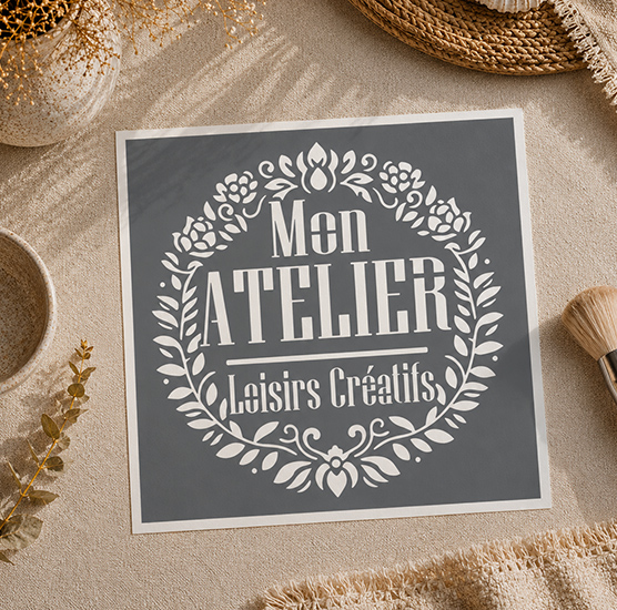 Pochoir Couronne Mon Atelier – Loisirs Créatifs 20x20 cm – Déco DIY Réutilisable