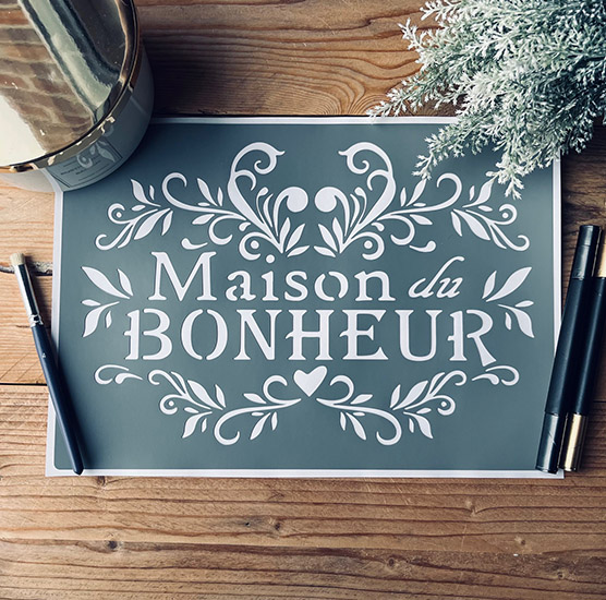 Pochoir Adhésif 30 x 20 cm Médaillon Maison du Bonheur & Arabesques